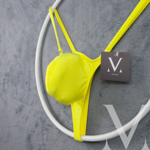 Solid Yellow.png